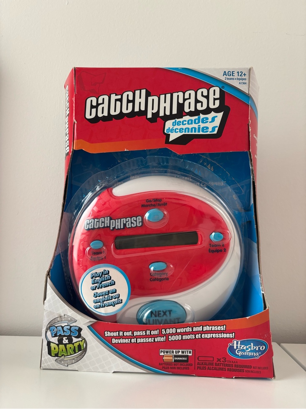 Hasbro Catch Phrase Handheld Game - Decodes Pass & Party